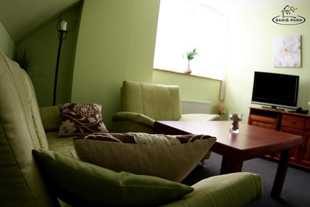 Wellness Pension & Salas Saris Park Presov Phòng bức ảnh